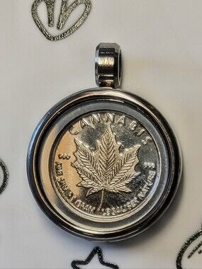 20mm .999 Fine Silver Legalize Nature Pendant - NEW